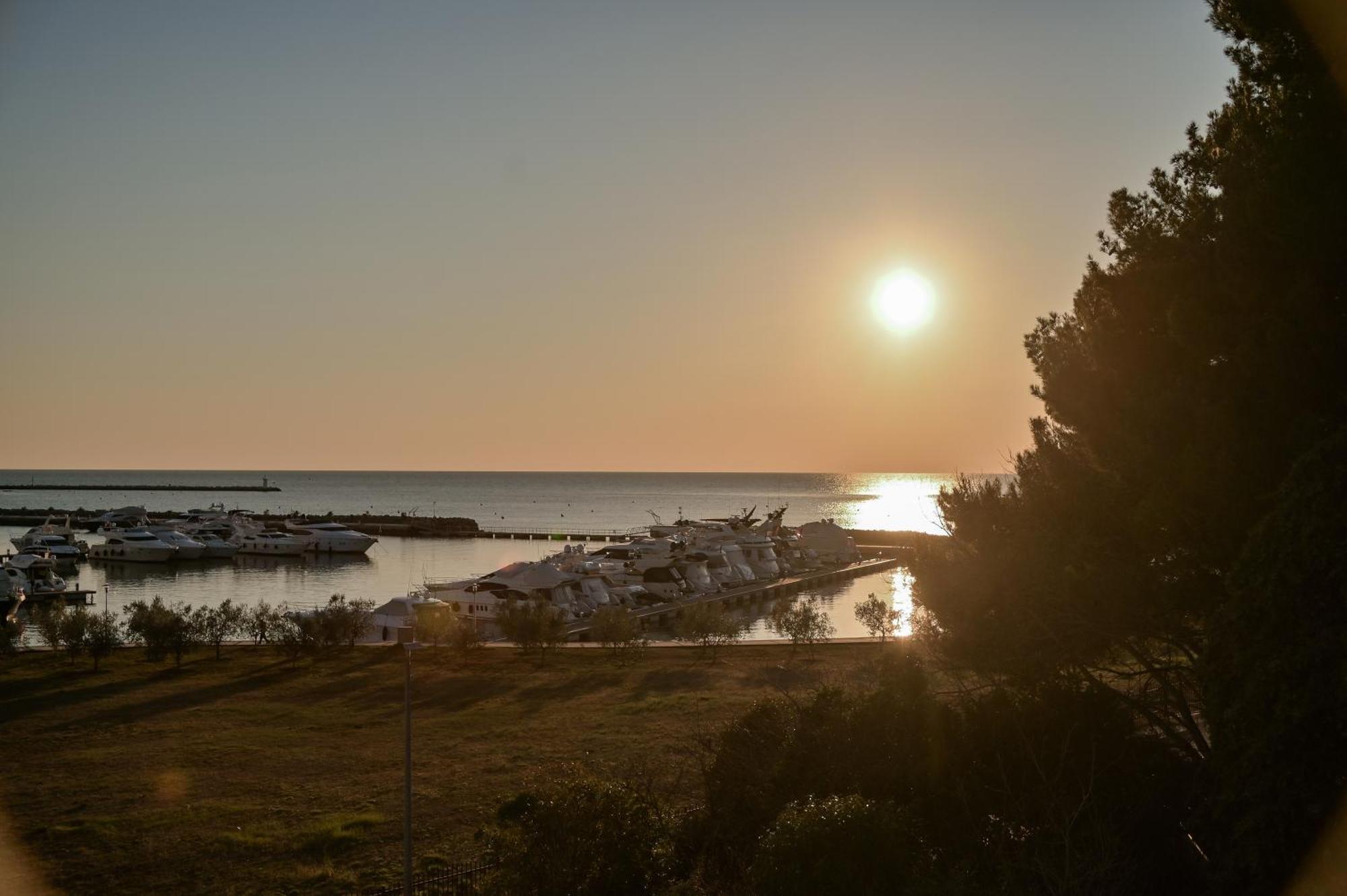 Palazzo Rainis Hotel & Spa - Small Luxury Hotel - Adults Only Novigrad Istria Dış mekan fotoğraf